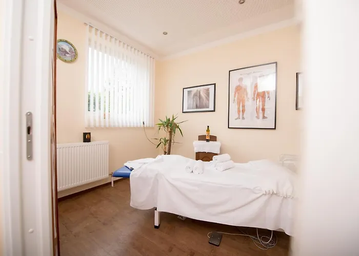 福勒伦霍夫酒店 4*