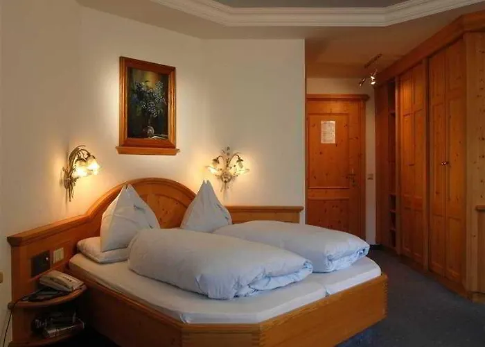 福勒伦霍夫酒店 4*