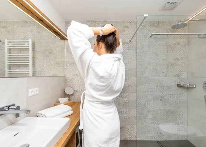 福勒伦霍夫酒店 酒店 弗拉绍